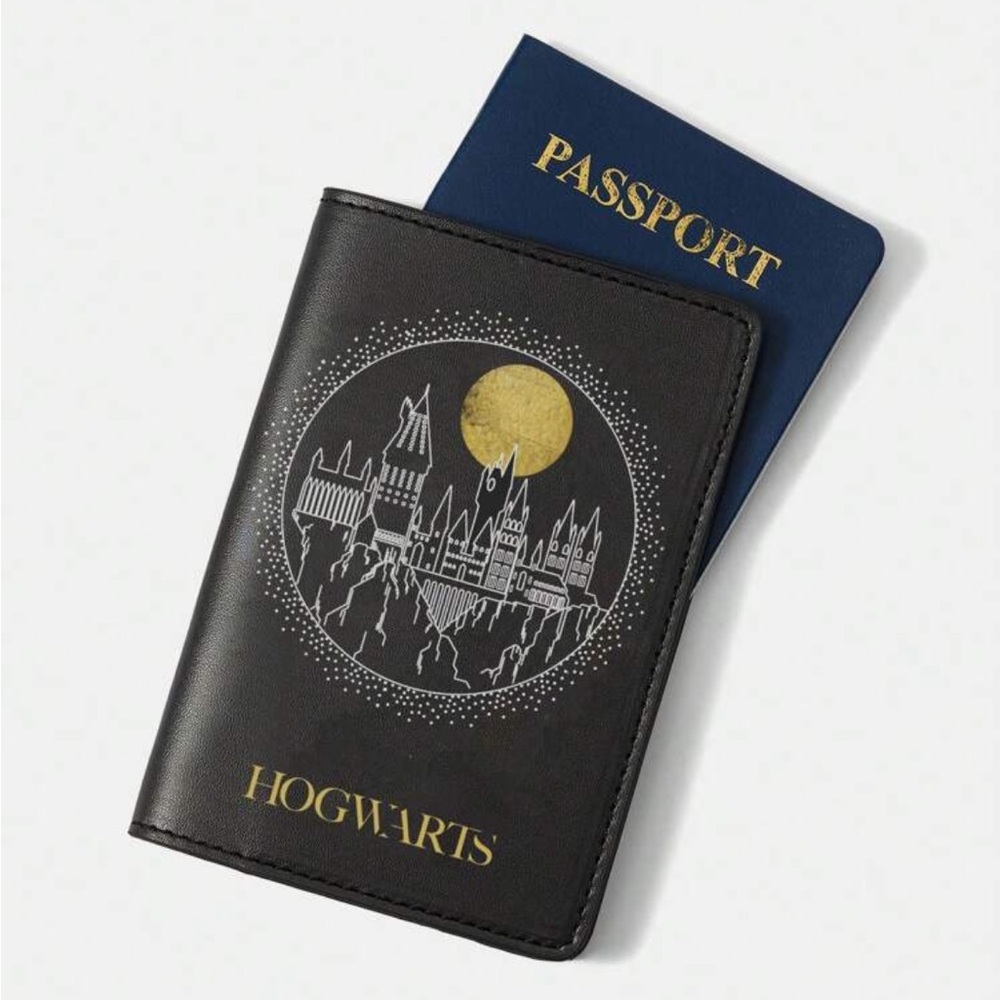 HARRY POTTER X Rebellious Rose Badge Architecture And Letter Pattern Passport